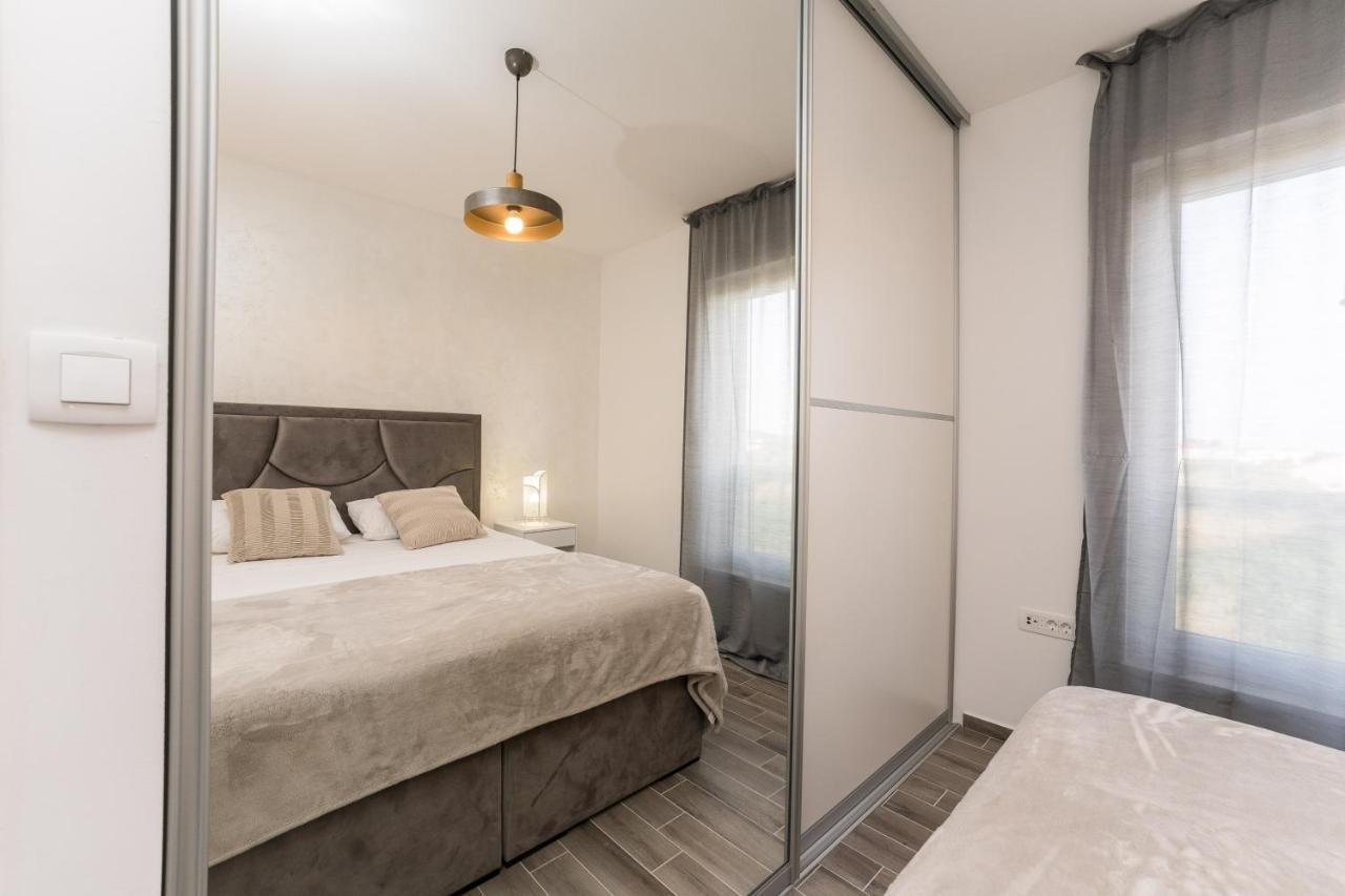 Luxury D Apartments Bibinje Exterior photo